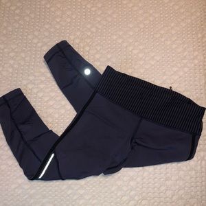 Lululemon Navy Crops